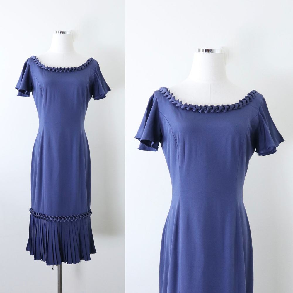 Roland Nivelais Size 6 100% Silk Sheath Cocktail Dress Pleated Hem Navy Blue